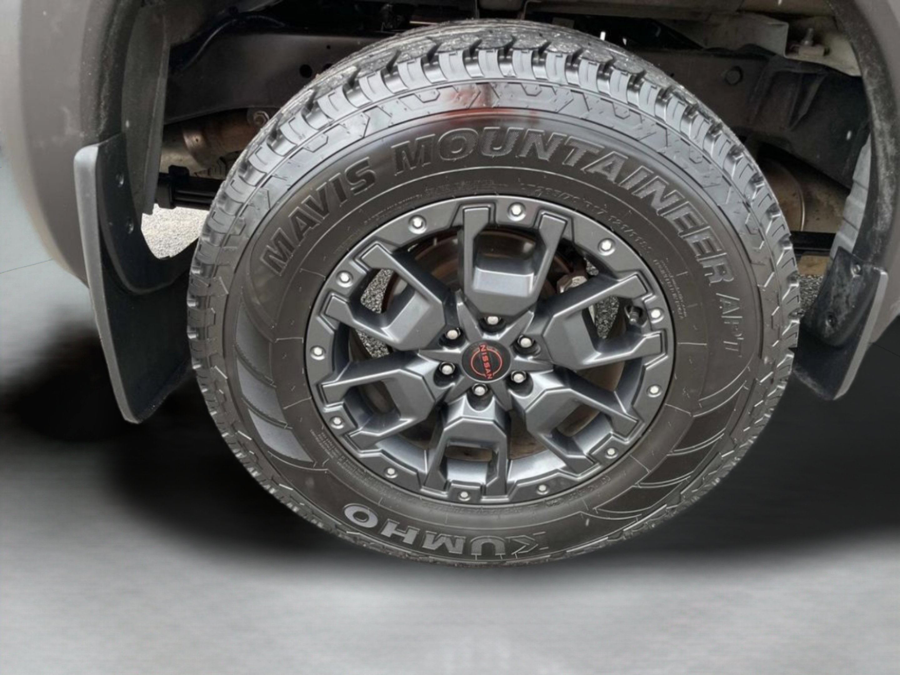 Used 2023 Gray Nissan PRO-4X image 33