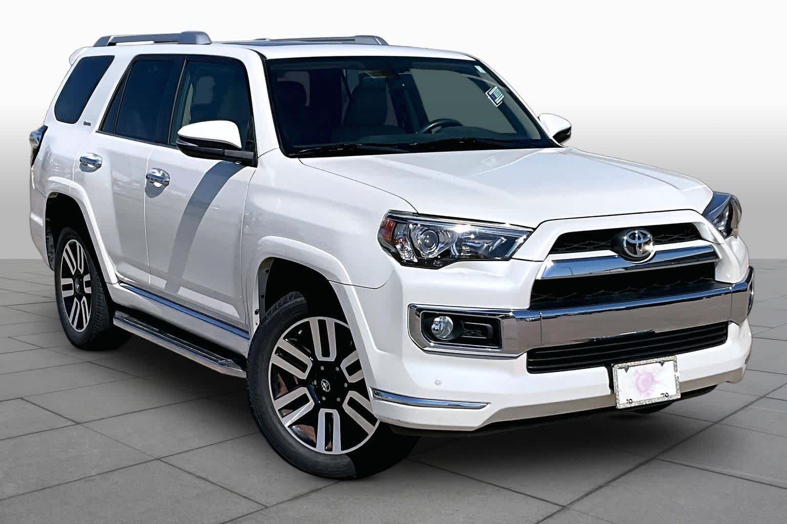 Used 2017 Blizzard Pearl Toyota Limited image 3