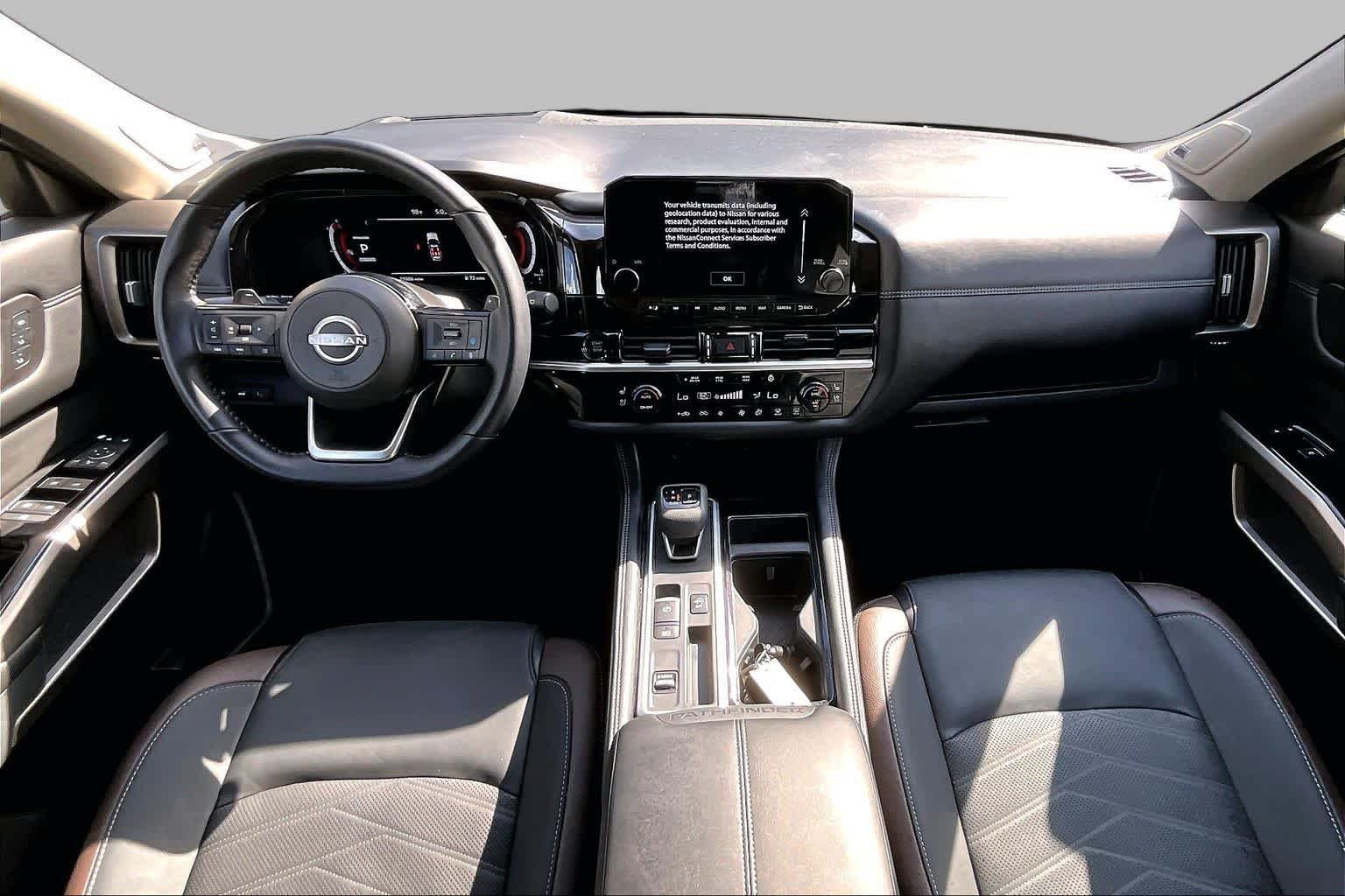 Used 2025 Super Black Nissan Platinum image 16