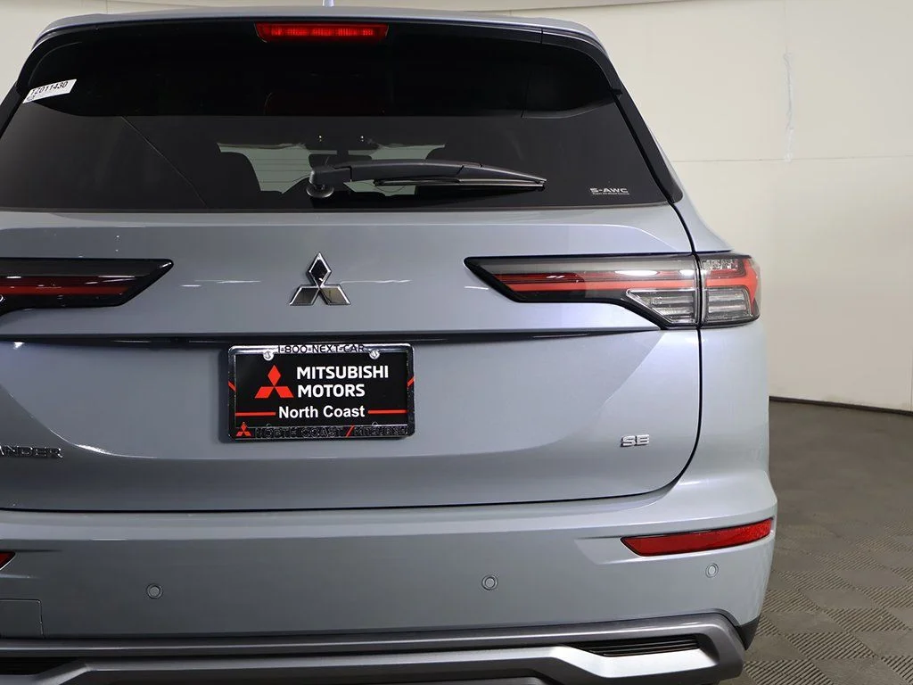 2026 Mitsubishi Outlander SE - Photo 18
