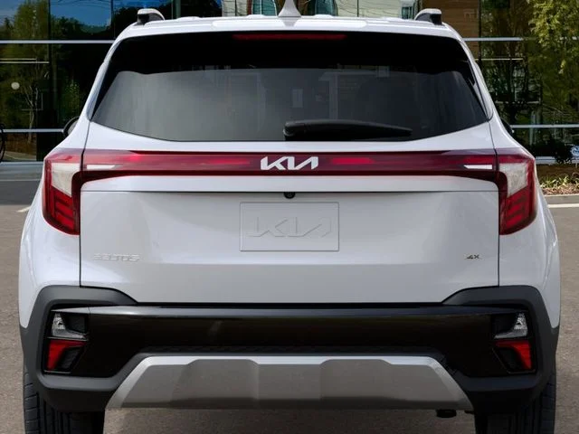 New 2026 White Kia SX image 13