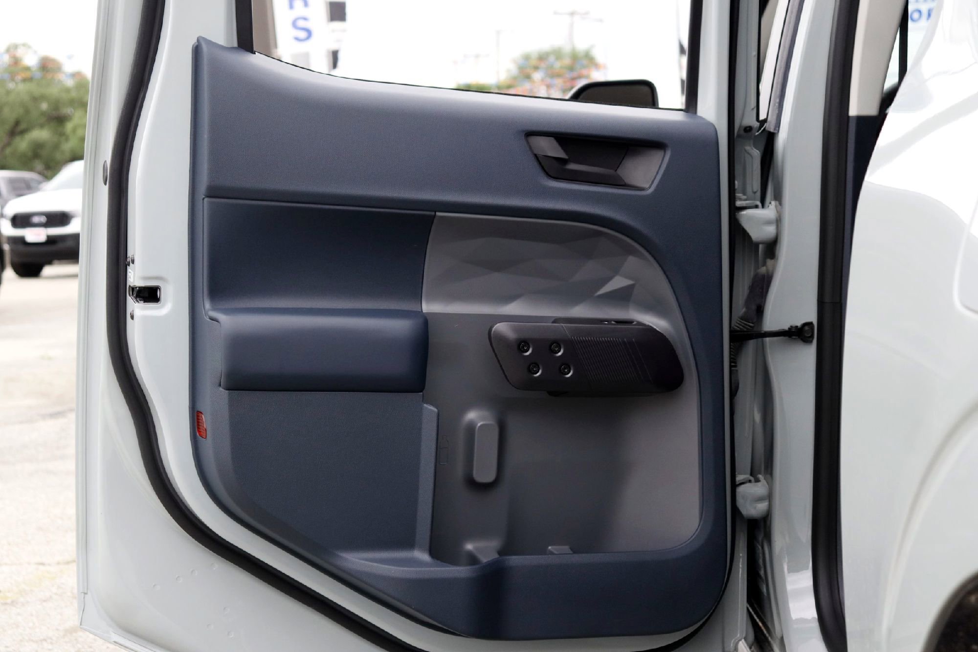 Used 2024 Cactus Gray Ford XLT Advanced image 29