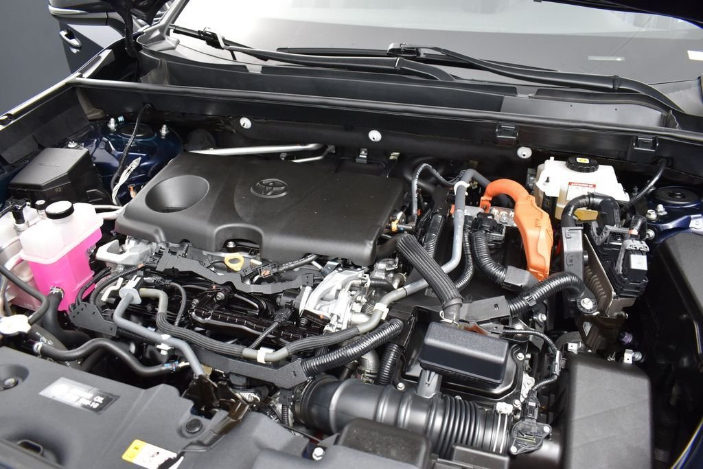 Used 2021 Midnight Black Metallic Toyota XSE image 21