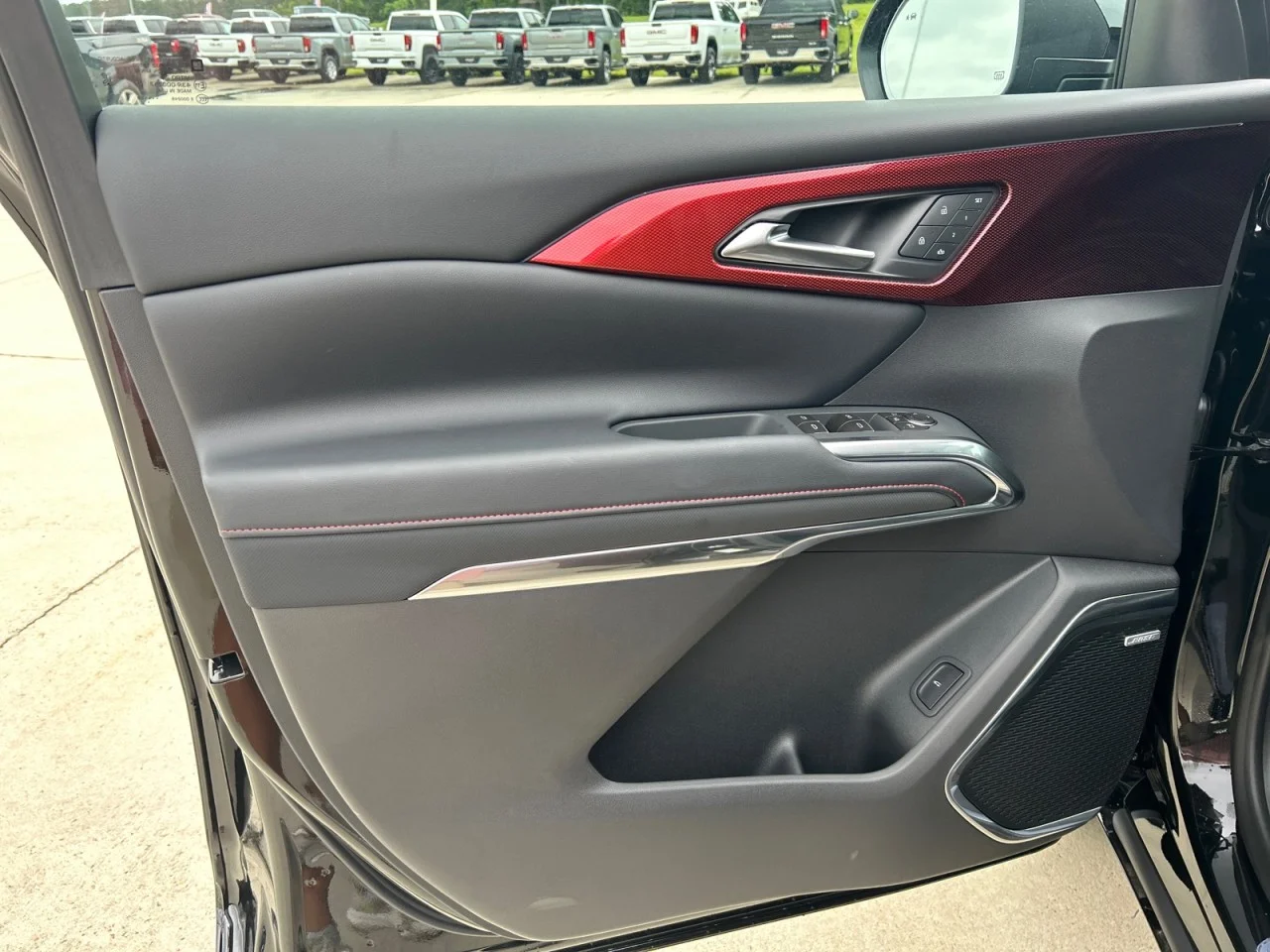 New 2026 Mosaic Black Metallic Chevrolet RS image 10