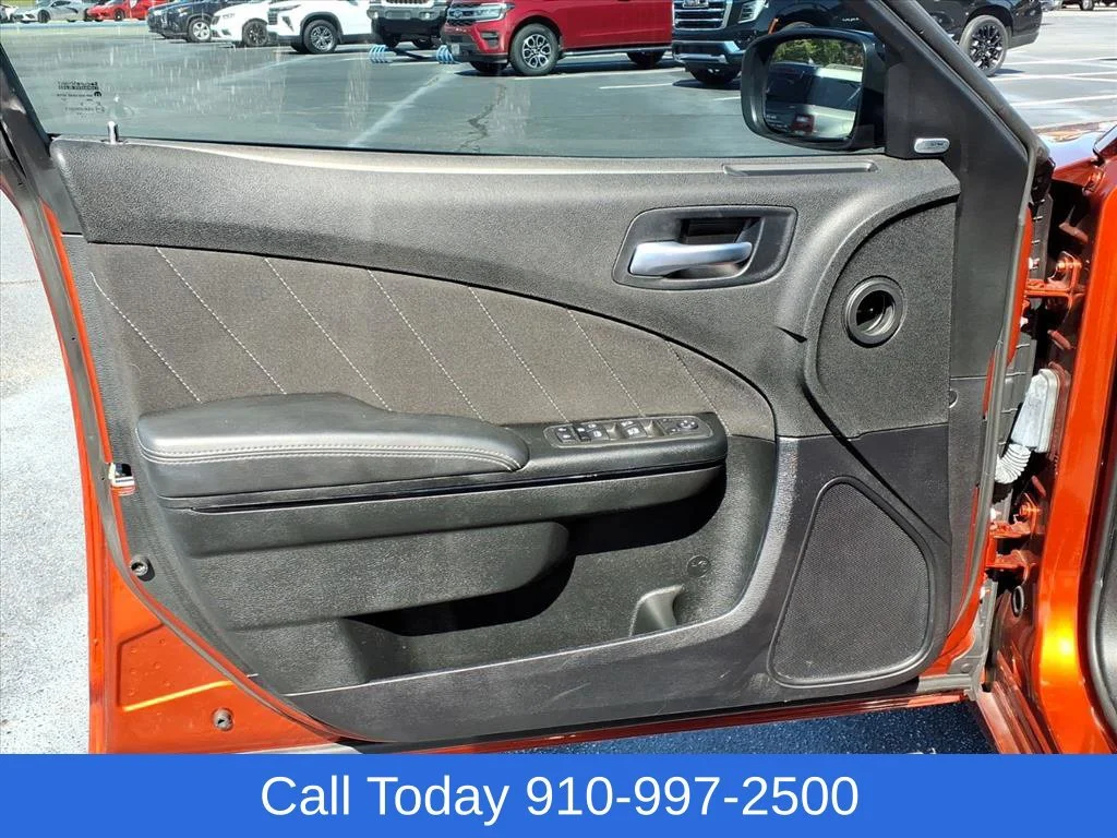 Used 2023 Orange Dodge SXT image 16