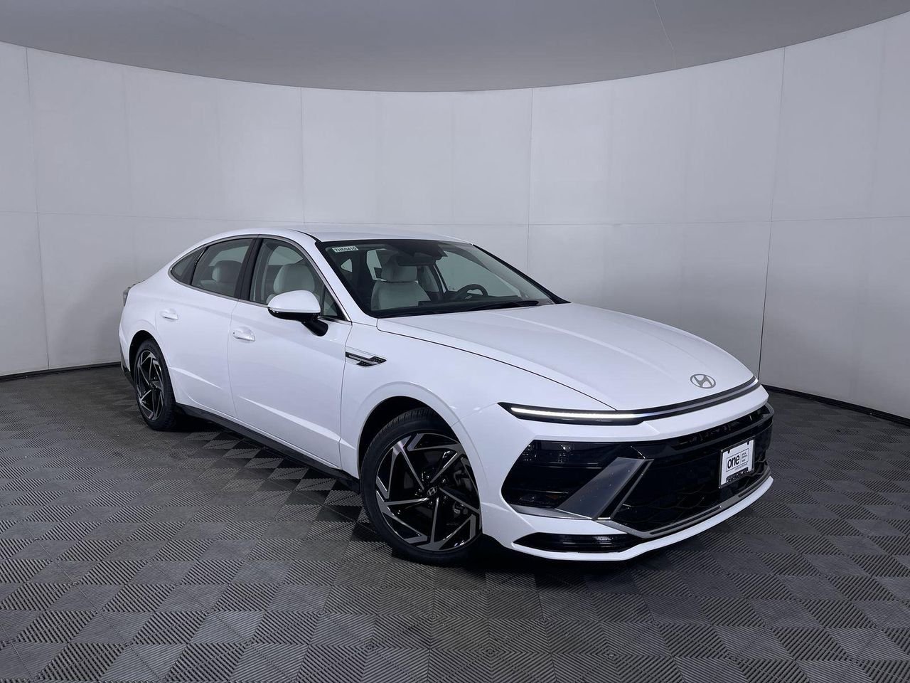 New 2026 Serenity White Hyundai SEL Sport image 3