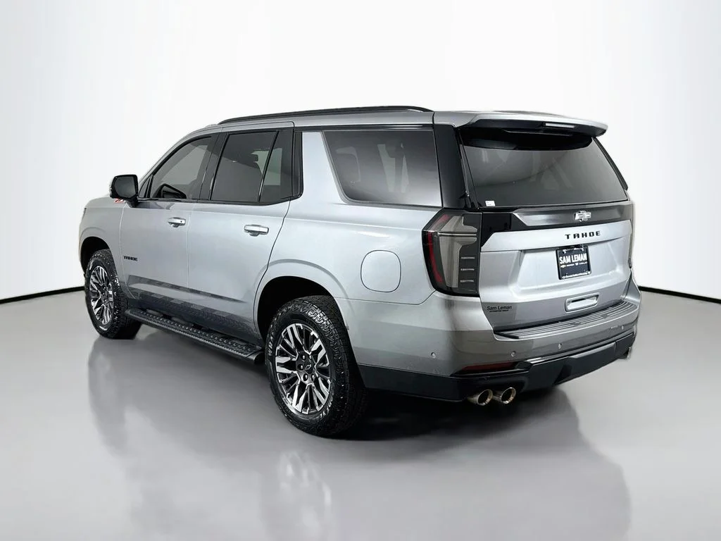 Used 2026 Gray Chevrolet Z71 image 5