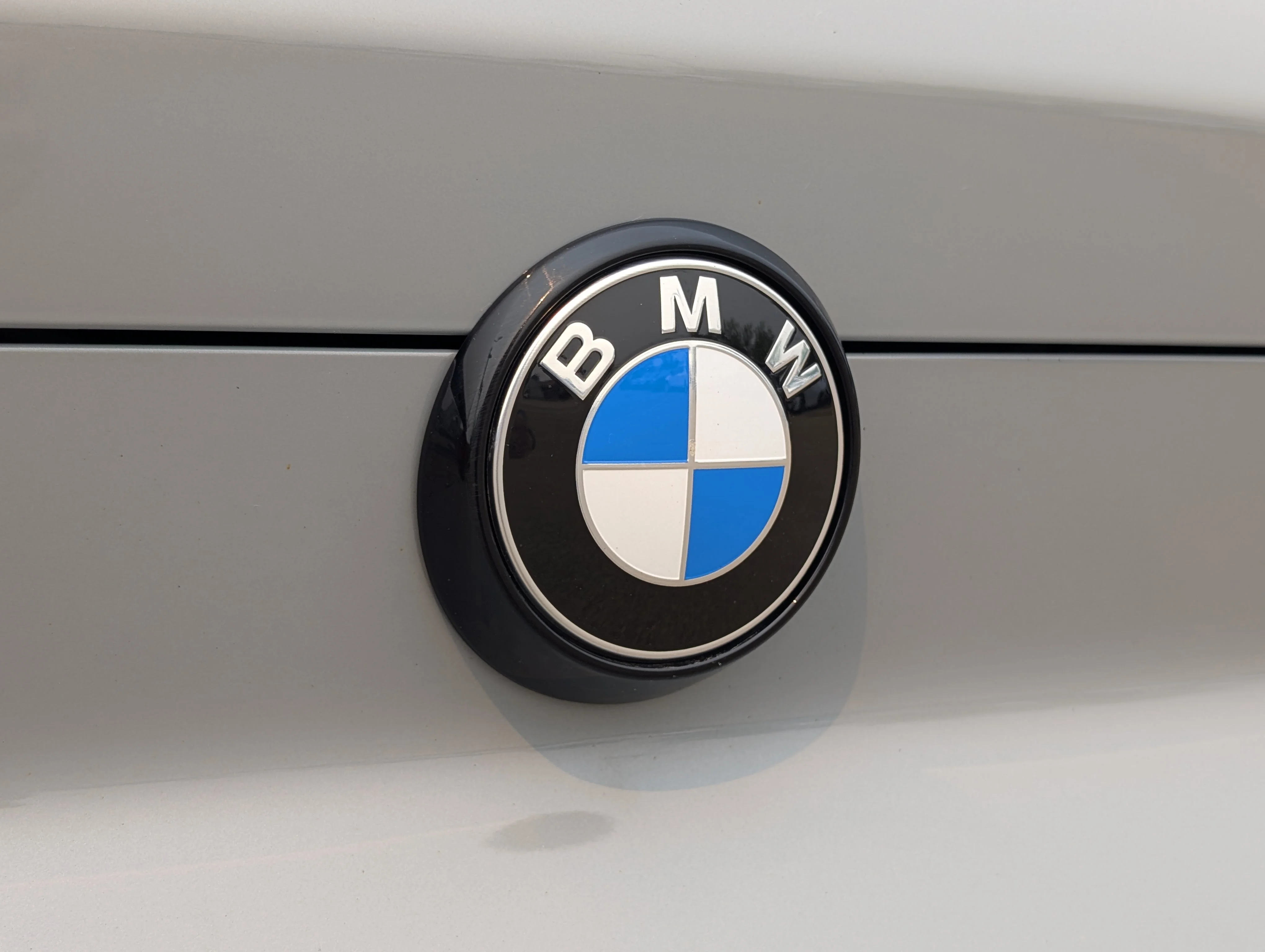 Used 2024 Gray BMW xDrive40i image 15