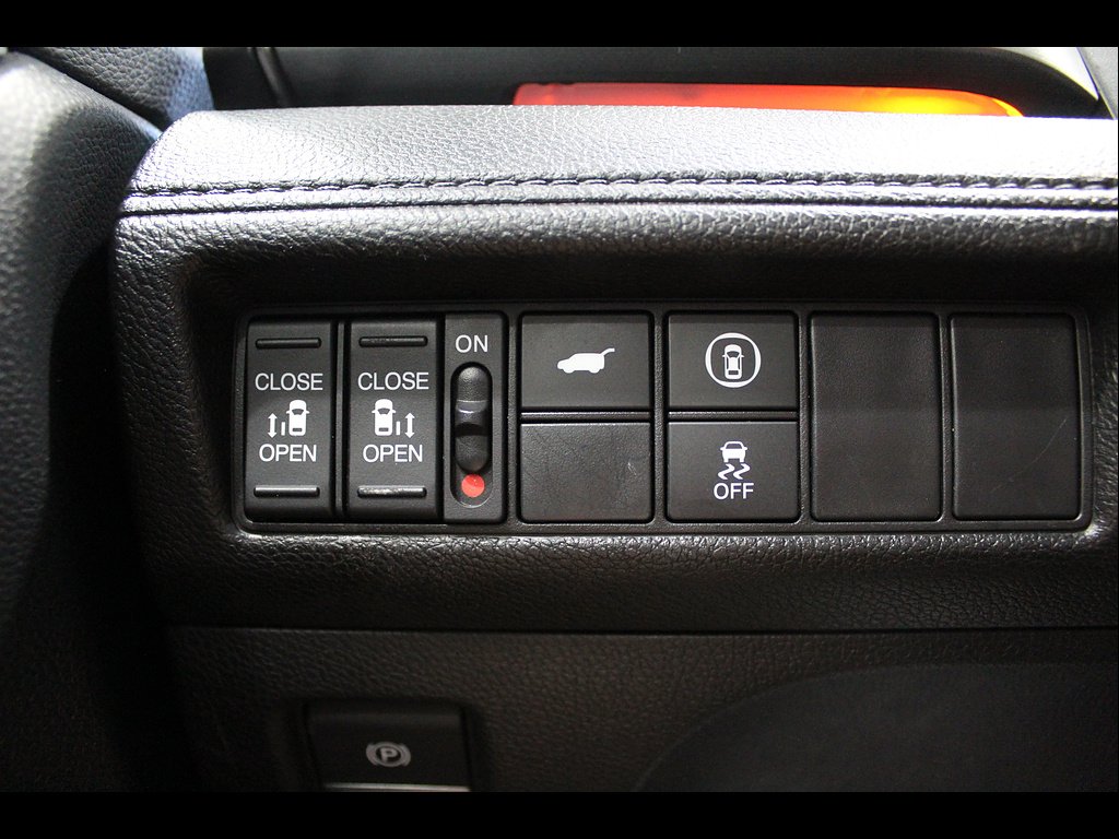 Used 2023 Crystal Black Pearl Honda Sport image 27