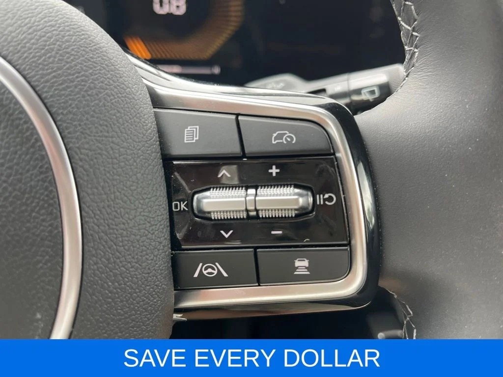 Used 2024 White Kia EX image 21