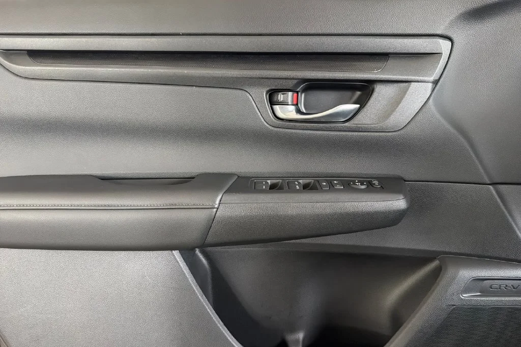 Used 2025 Canyon River Blue Metallic Honda EX image 15