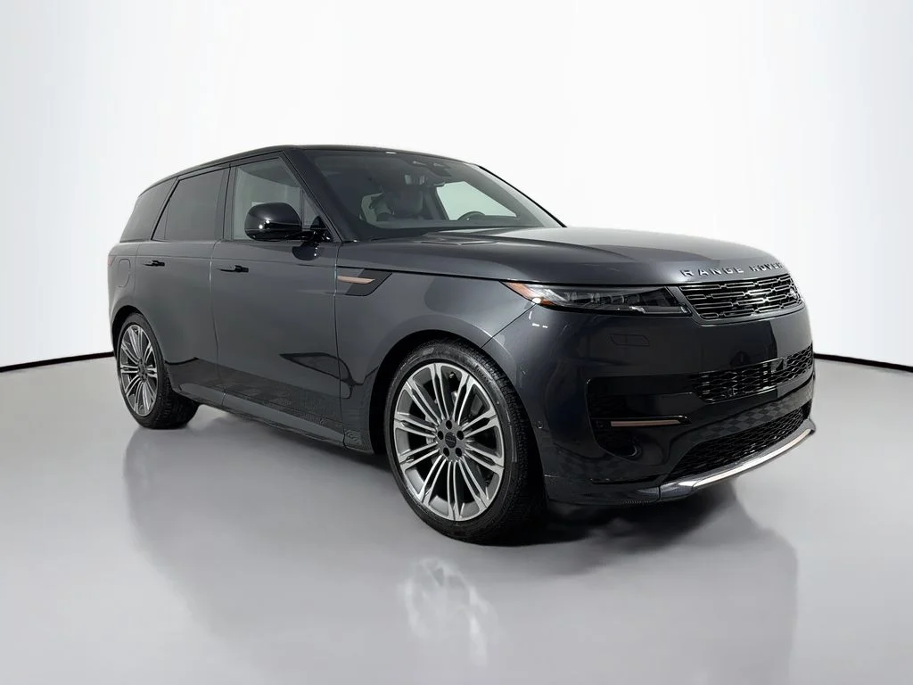 New 2026 Carpathian Grey Land Rover Dynamic SE image 3