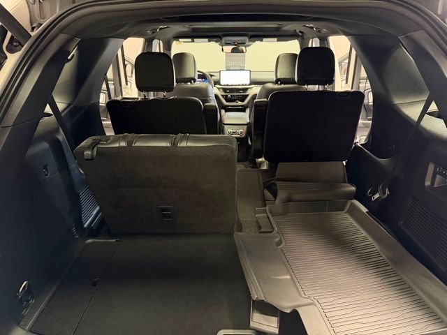 Used 2025 Star White Ford ST image 30