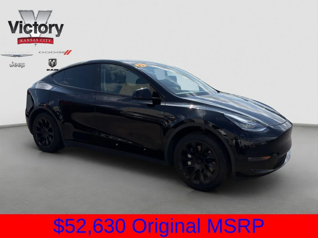 2023 Tesla Model Y Long Range Dual Motor All-Wheel Drive's photo