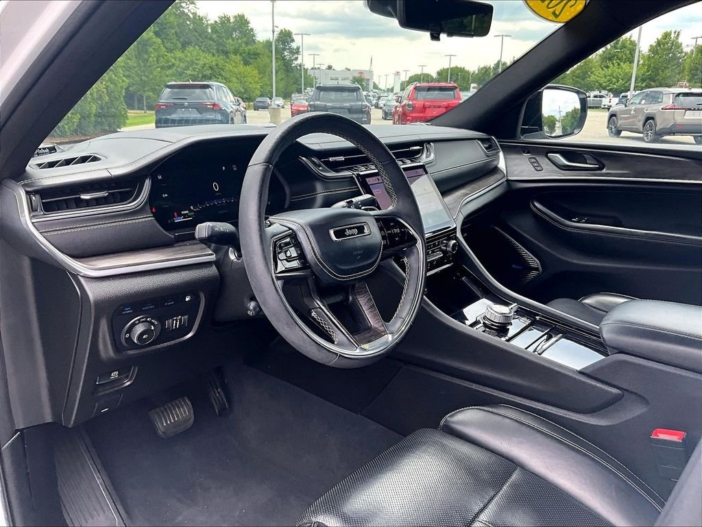 Used 2023 White Jeep Overland 4xe image 8