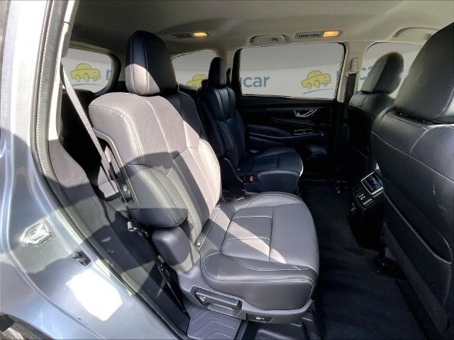 Used 2023 Ice Silver Metallic Subaru Limited image 22