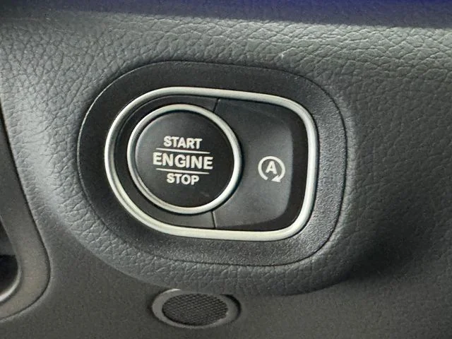 New 2026 MANUFAKTUR Moonlight White Metallic Mercedes-Benz GLS 450 image 27