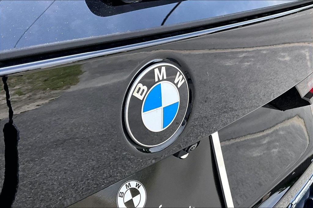 Used 2023 Black BMW xDrive28i image 20