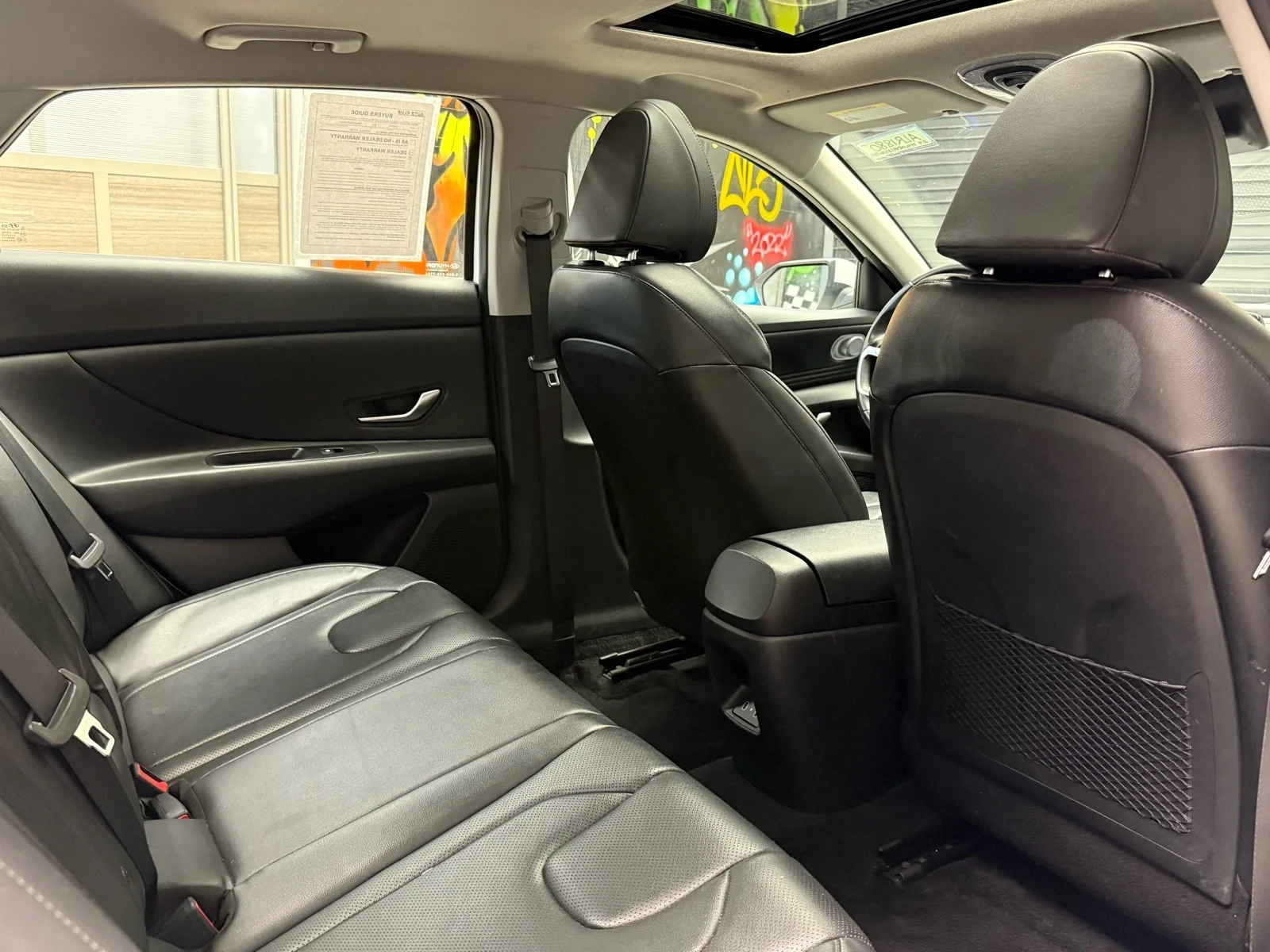 Used 2024 Serenity White Pearl (w6h) Hyundai Limited image 28