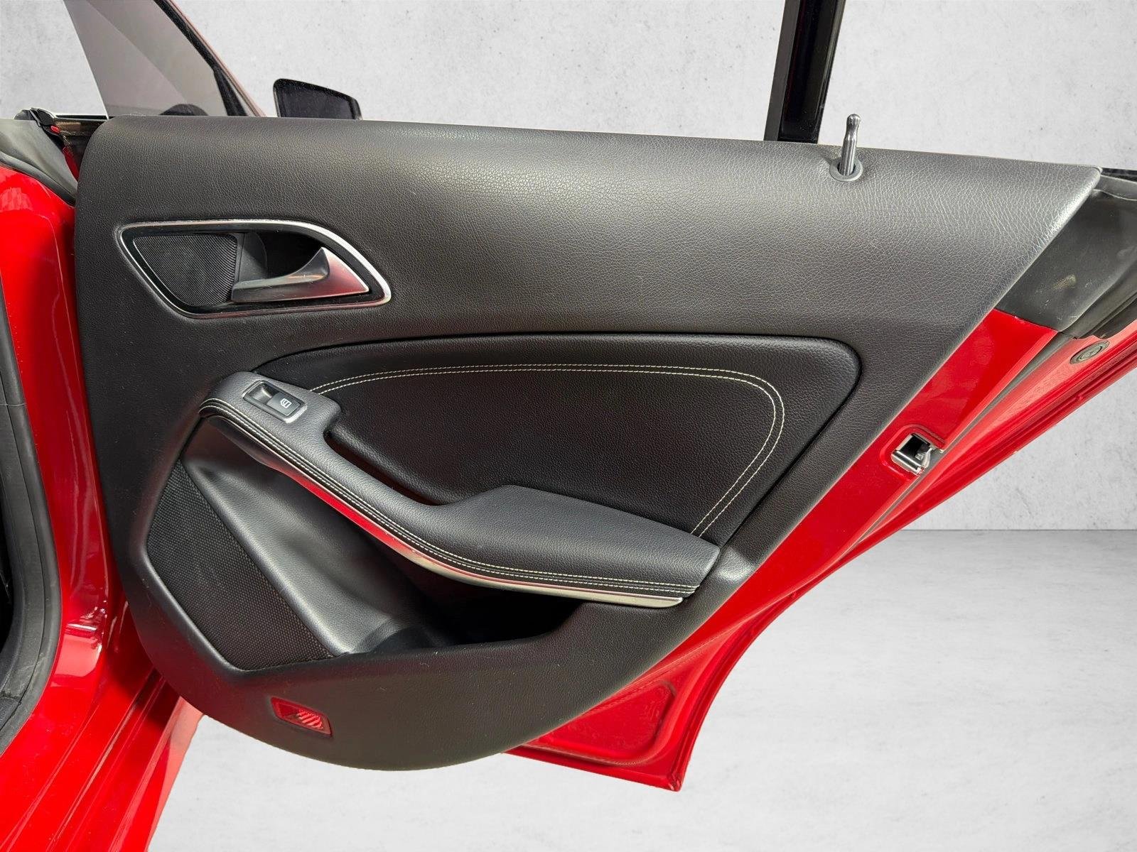 Used 2018 Jupiter Red Mercedes-Benz CLA 250 image 18
