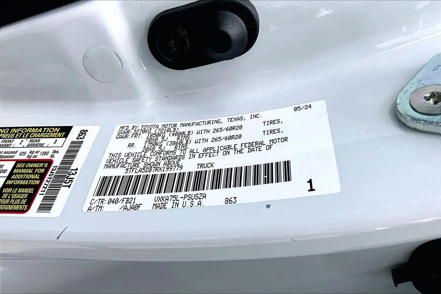 Used 2024 Ice Cap Toyota SR5 image 35