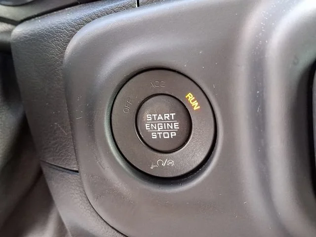 Used 2018 Gray Jeep Sahara 4x4 image 23