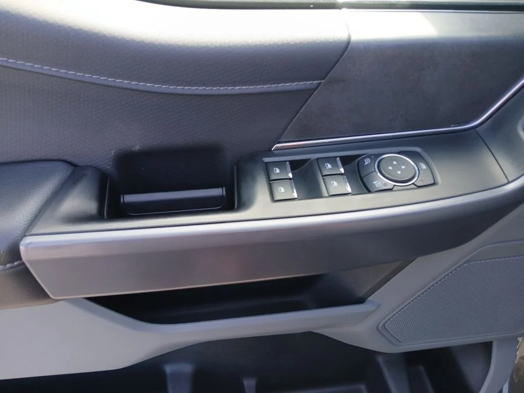 Used 2025 Carbonized Gray Metallic Ford XLT image 11