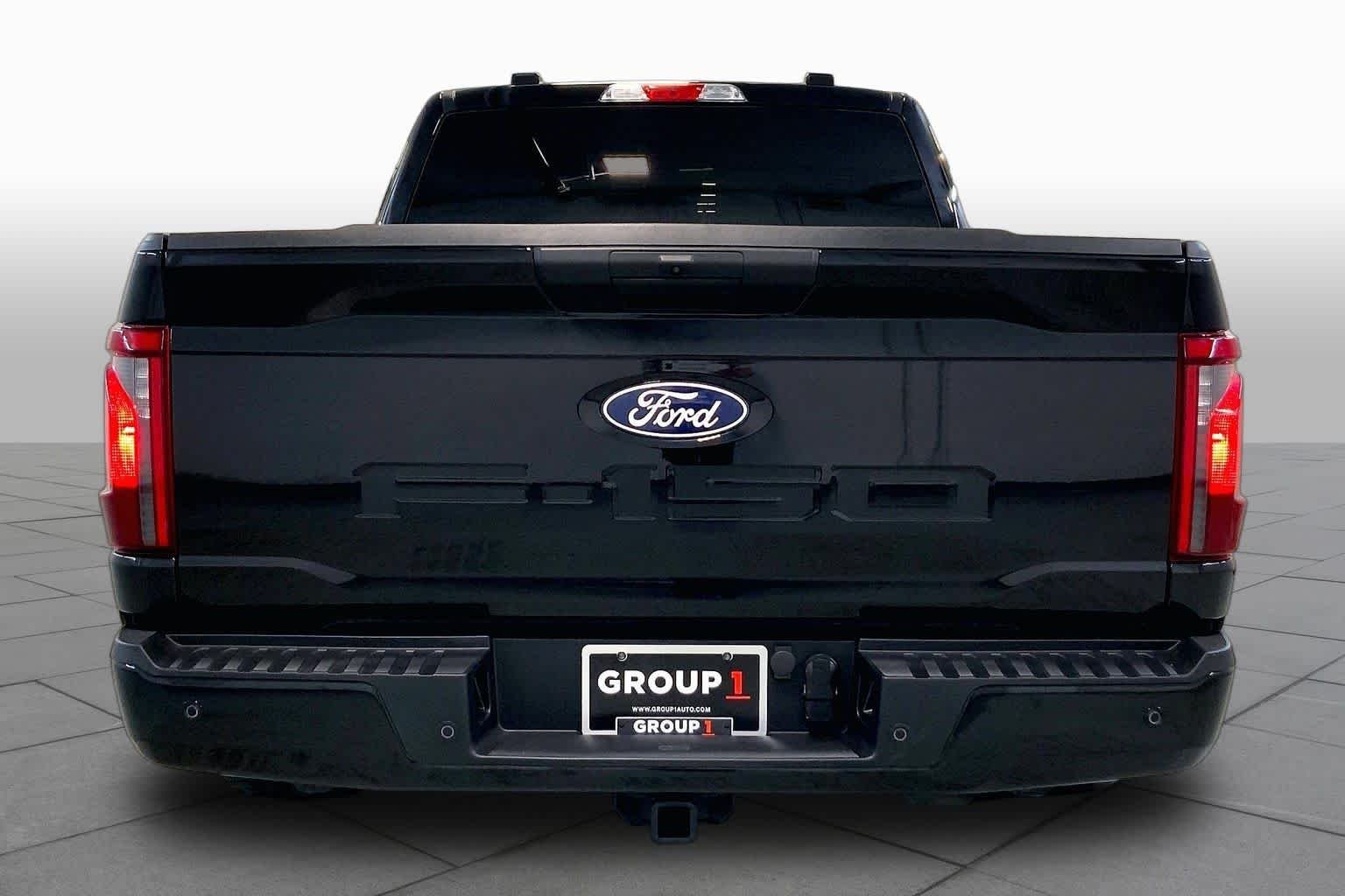 Used 2024 Agate Black Ford XL image 4