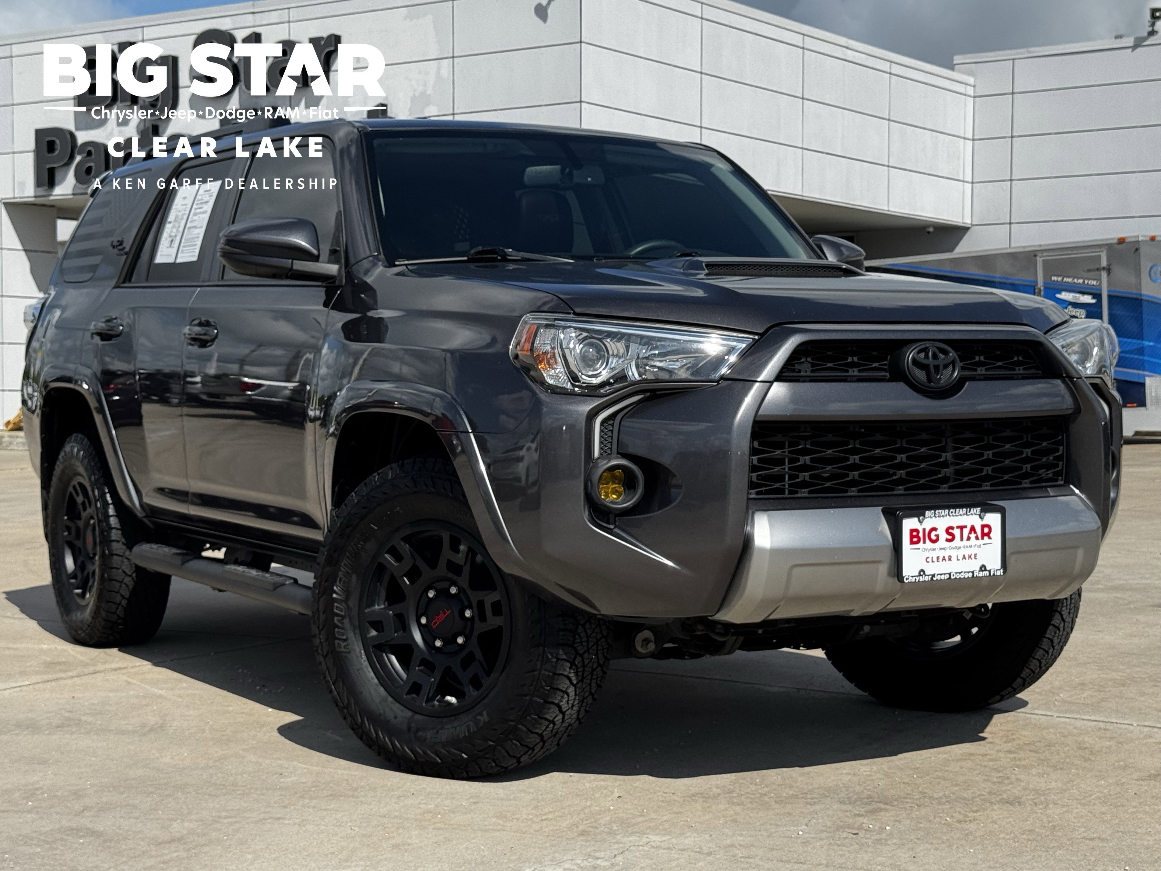 2019 Toyota 4Runner TRD Off-Road Premium 4x4 V6's photo