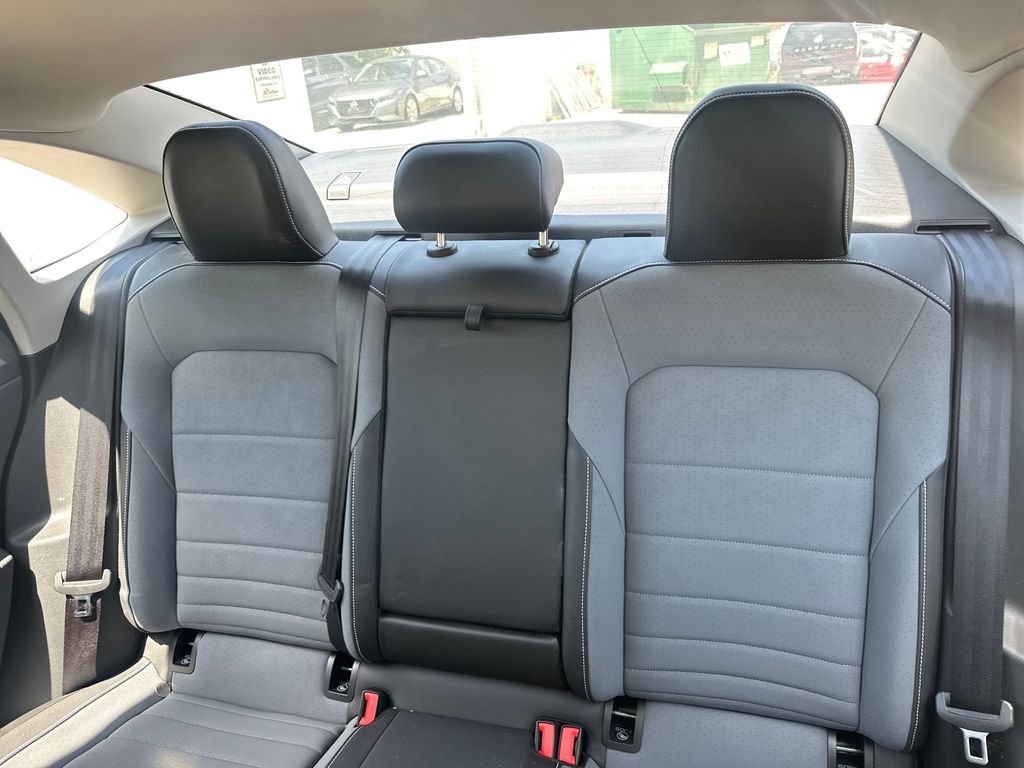 Used 2025 Gray Volkswagen 1.5T SE image 48