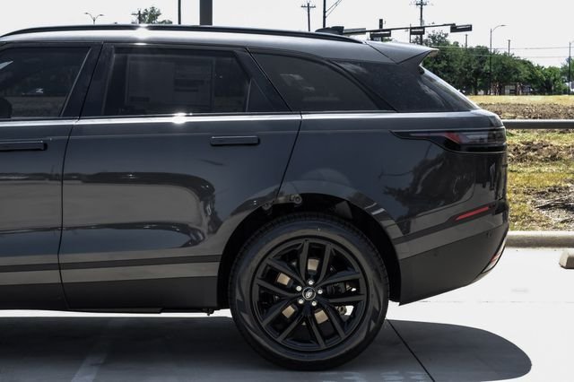 New 2026 Gray Land Rover S image 18