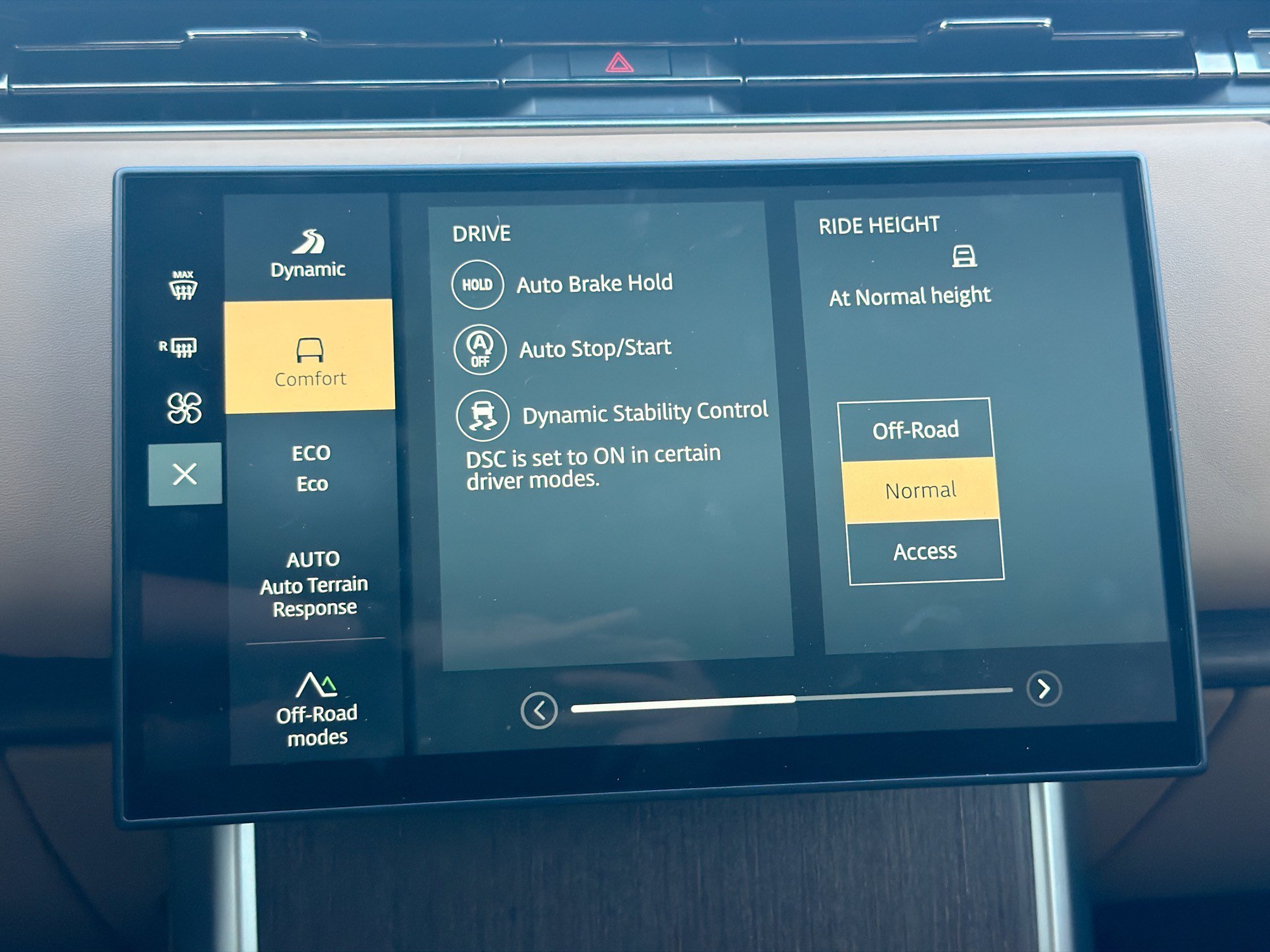 Used 2025 Gray Land Rover SE image 31