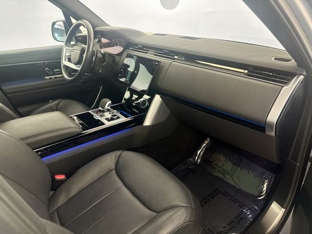 Used 2023 Silver Land Rover SE image 29