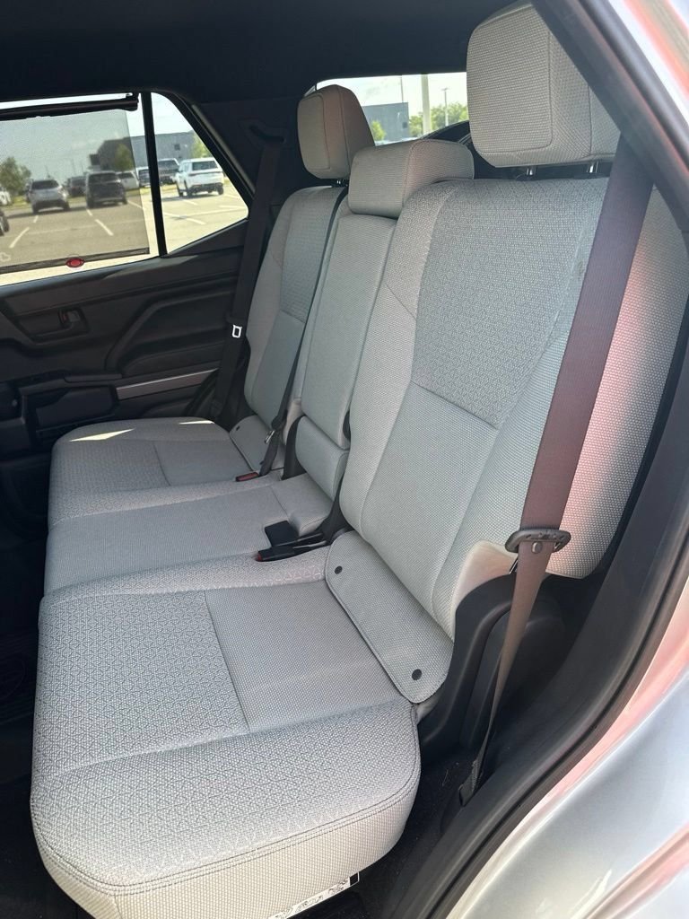 Used 2026  Toyota SR5 image 16