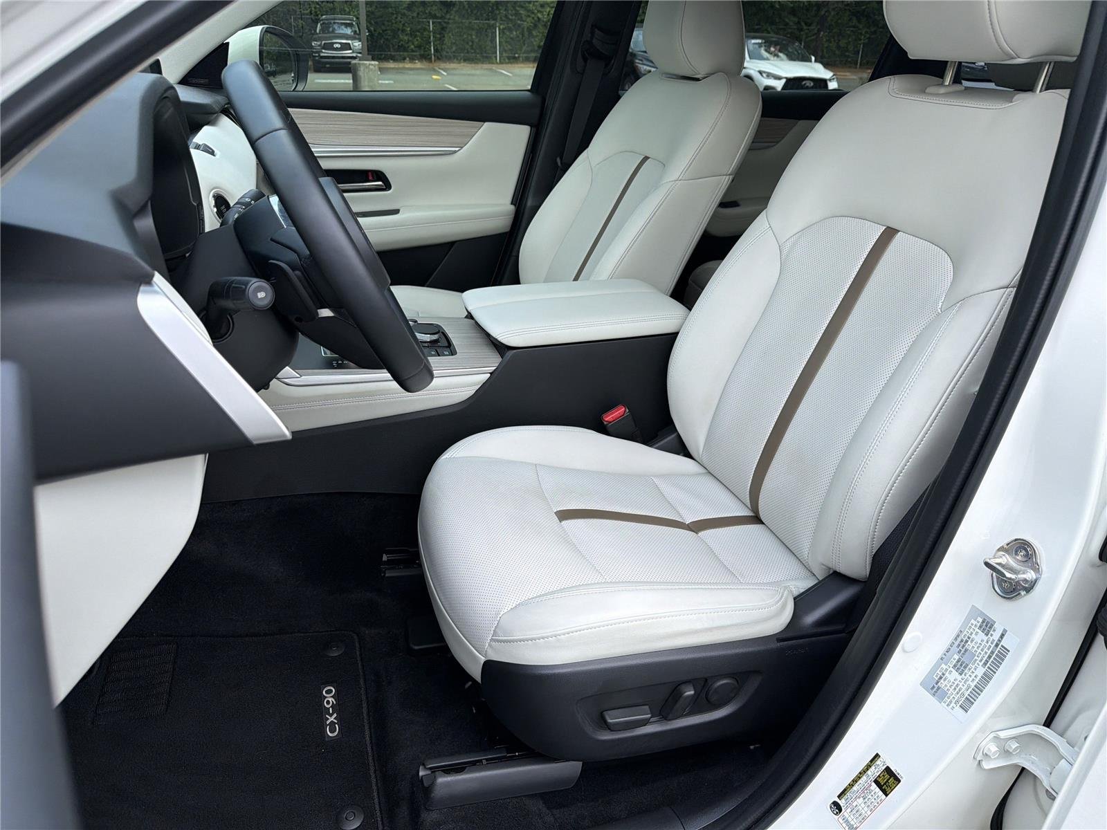 Used 2024 Rhodium White Premium Mazda 3.3 Turbo Premium Plus image 21