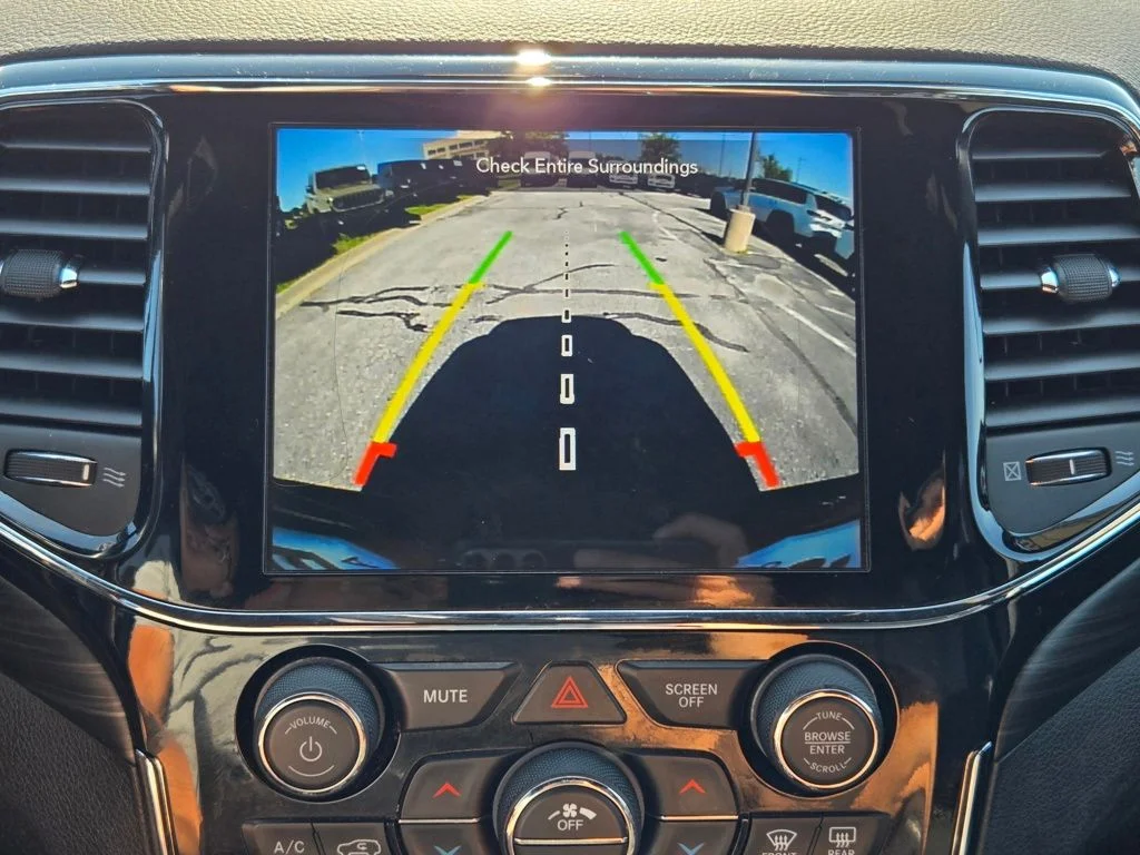 Certified Used 2020 Black Jeep Altitude image 26