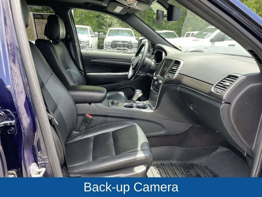 Used 2018 Blue Jeep Limited image 15