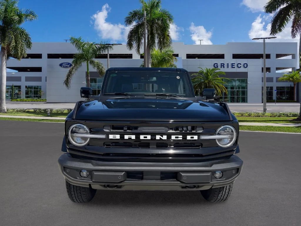 New 2026 Black Ford Outer Banks image 2