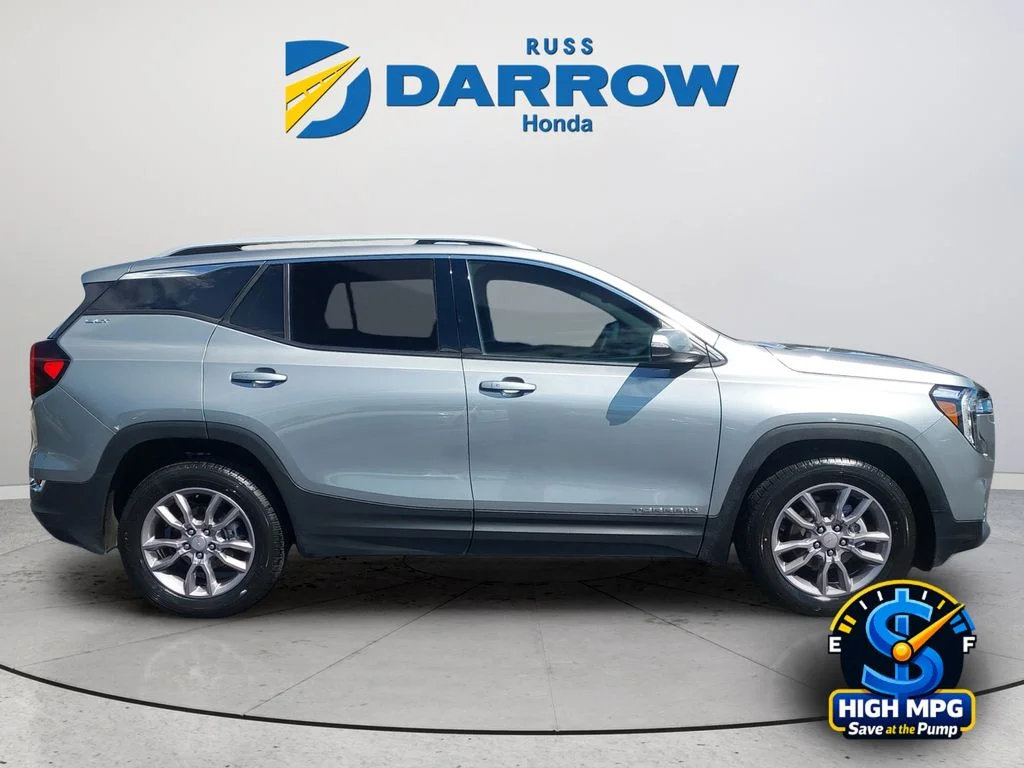 Used 2024 Silver GMC SLT image 6