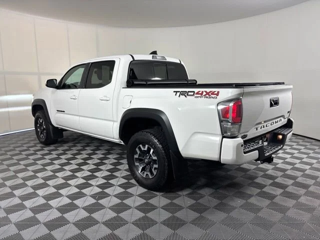 Used 2023 White Toyota SR image 43