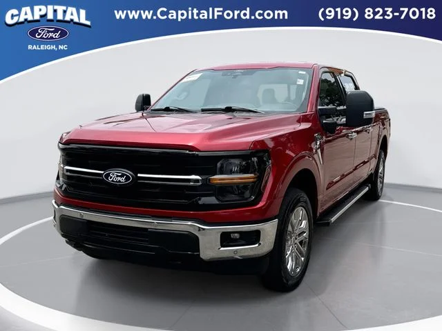 Used 2025 Red Ford XLT image 1
