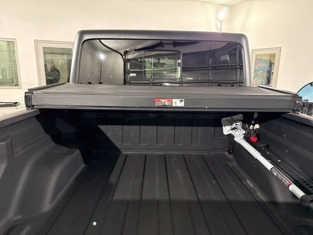 Used 2020 Gray Jeep Rubicon image 8