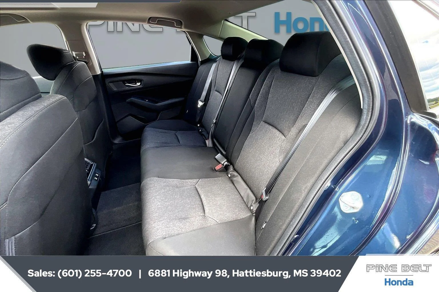 Used 2026 Canyon River Blue Metallic Honda SE image 19