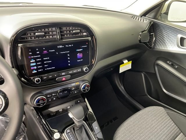 Used 2023 White Kia EX image 24