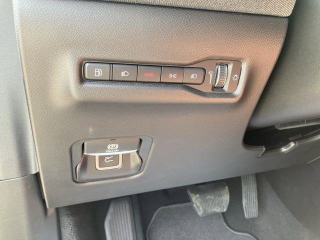 New 2026 Silver Zynith Clearcoat Jeep Laredo image 13