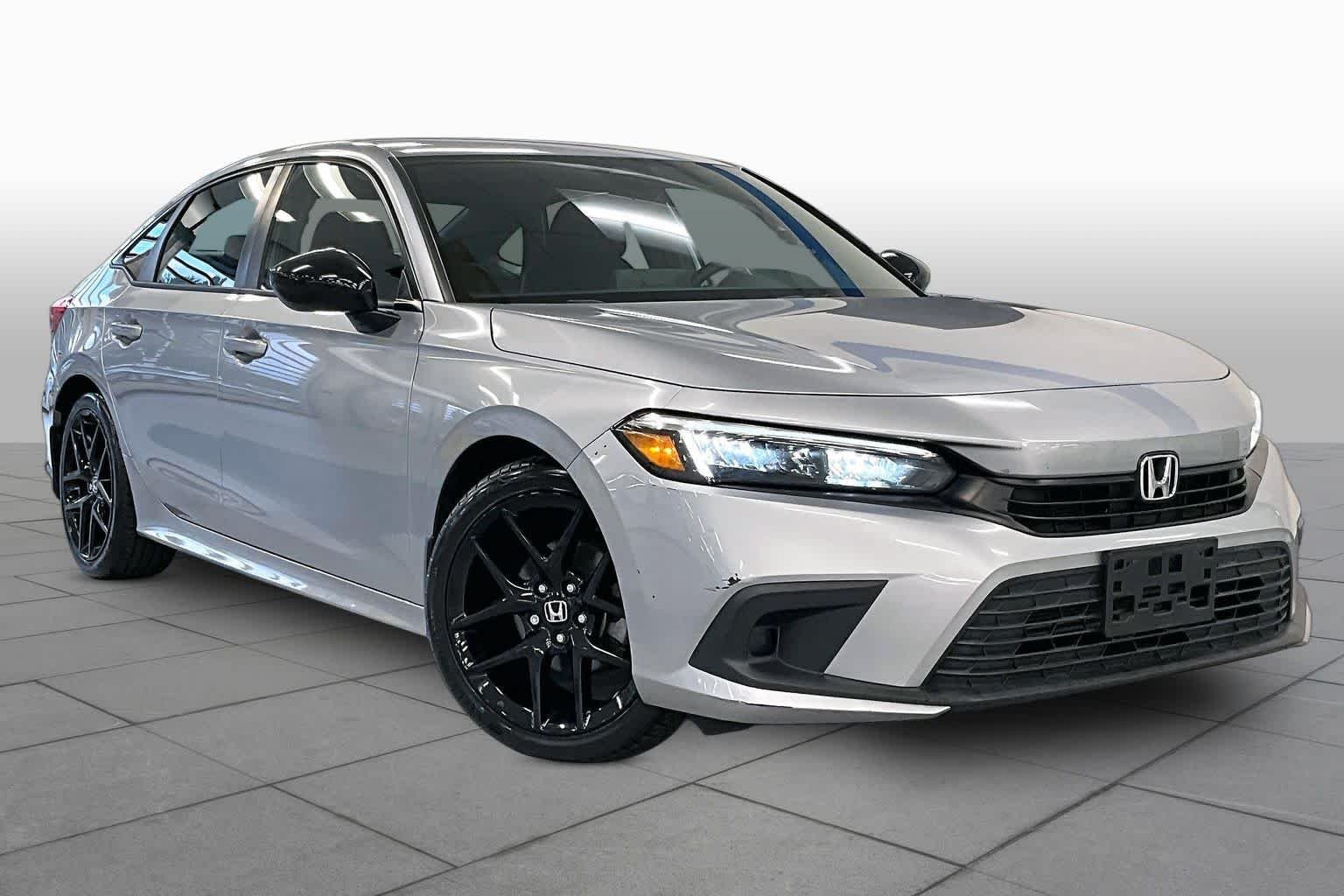 Used 2023 Lunar Silver Metallic Honda Sport image 3