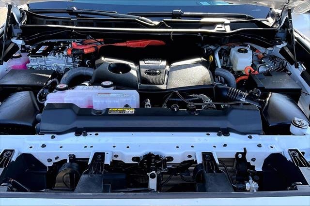 Certified Used 2026 WIND CHILL PEARL* Toyota  image 31