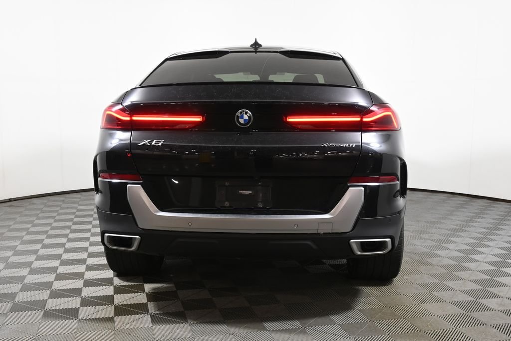 Used 2022 Black Sapphire Metallic BMW xDrive40i image 10