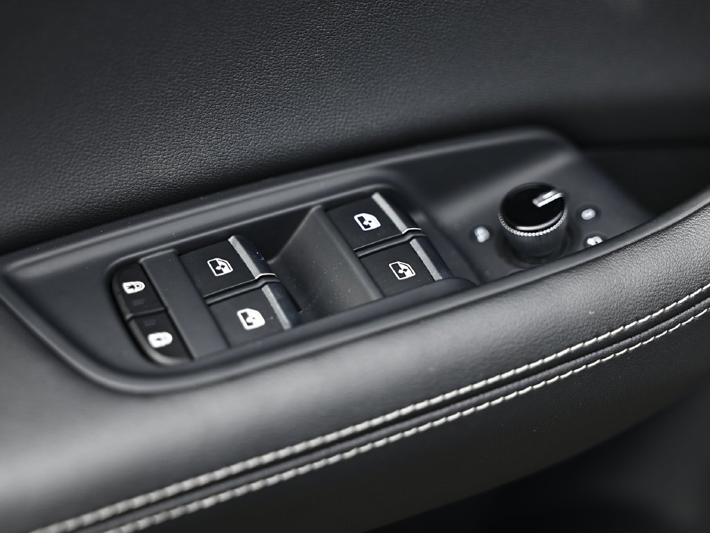 Used 2023 Mythos Black Metallic Audi 55 Premium Plus image 17