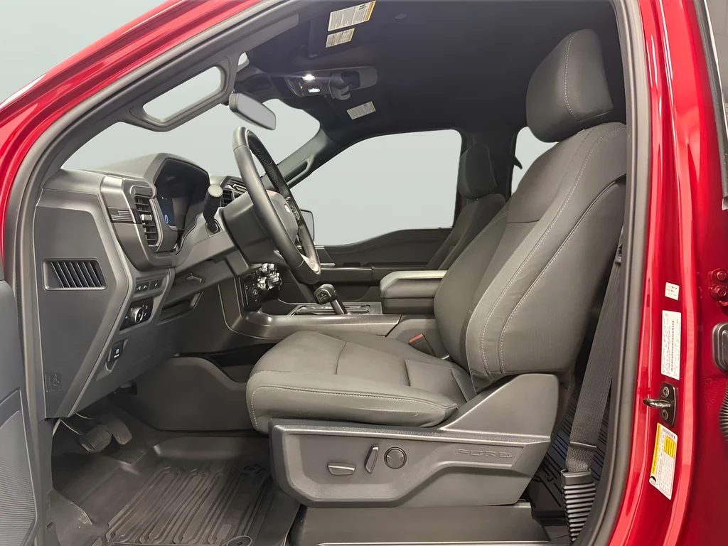 Used 2024 Red Ford XLT image 13